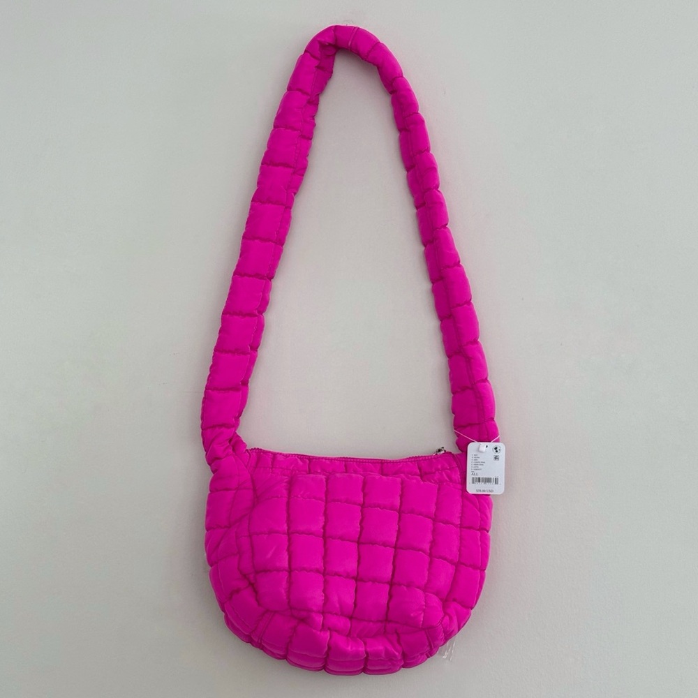 Free People Movement Quilted Baby Carryall Sling Bag Candy Pink - Picture 2 of 9